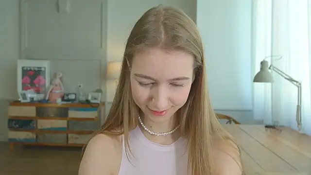 solar bella online show from February 8, 2025, 11:01 am