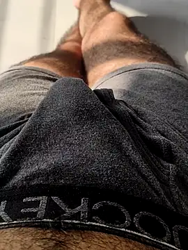 themostnaughtiestguyy online show from November 21, 2025, 2:54 am