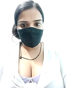 Snapshot of Mahira-Hot chatting on December 2, 2024, 4:37 pm Mahira-Hot online show from December 2, 2024, 4:37 pm