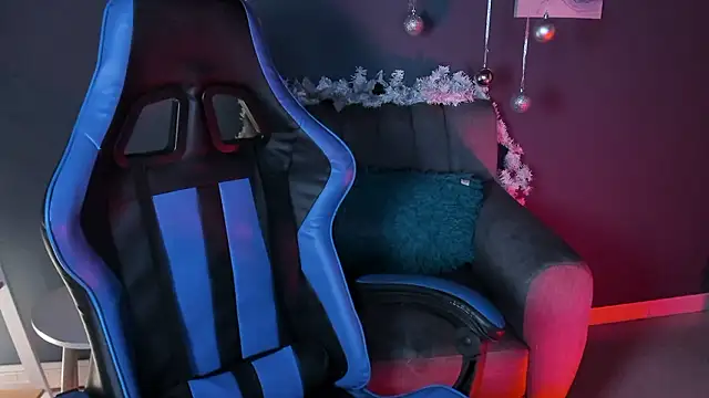 Cami  Smiith online show from December 6, 2024, 6:20 am