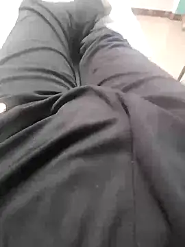 Snapshot of black_cobra70 chatting on February 27, 2025, 3:05 pm black cobra70 online show from February 27, 2025, 3:05 pm