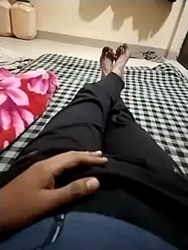 Snapshot of black_cobra70 chatting on January 8, 2025, 3:39 pm black cobra70 online show from January 8, 2025, 3:39 pm