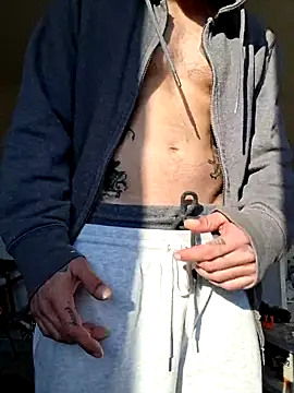 mileflav0r online show from March 22, 2026, 7:43 am