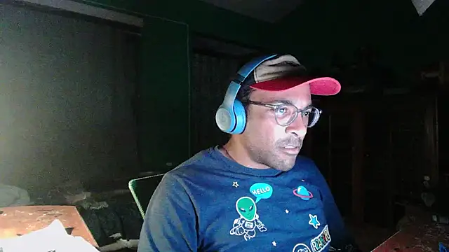 Snapshot of _______the chatting on February 24, 2026, 2:34 am the online show from February 24, 2026, 2:34 am