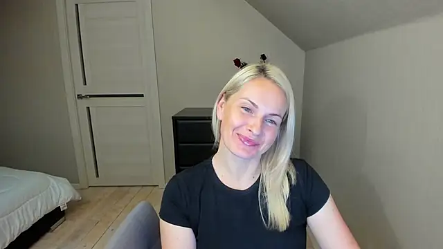 Alicee Gracee online show from September 29, 2025, 9:09 pm