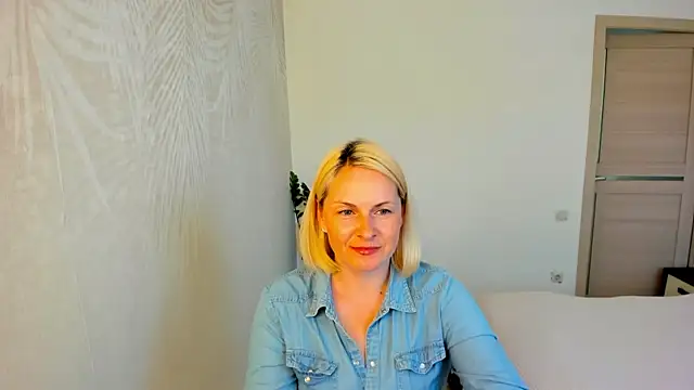 Alicee Gracee online show from May 22, 2026, 10:35 am