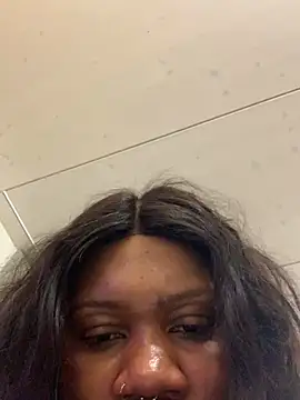 bonbonaumiel online show from December 24, 2024, 8:27 pm