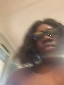 bonbonaumiel online show from January 5, 2025, 10:10 am