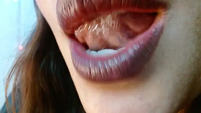 Snapshot of miss_evoleth2 chatting on February 3, 2026, 3:04 am miss evoleth2 online show from February 3, 2026, 3:04 am