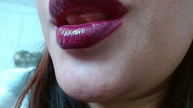 Snapshot of miss_evoleth2 chatting on February 25, 2026, 2:06 pm miss evoleth2 online show from February 25, 2026, 2:06 pm