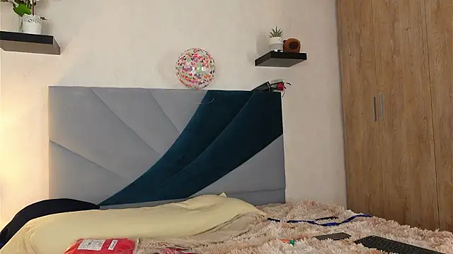 Snapshot of AshiaEkta1 chatting on February 12, 2026, 10:53 pm AshiaEkta1 online show from February 12, 2026, 10:53 pm