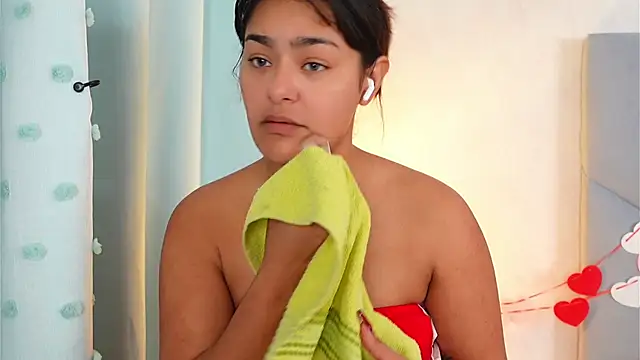 Snapshot of AshiaEkta1 chatting on February 20, 2026, 5:26 am AshiaEkta1 online show from February 20, 2026, 5:26 am