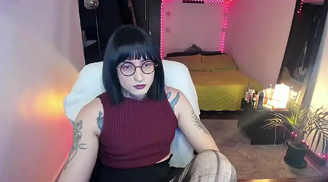 Snapshot of ShiiraVelkor chatting on March 1, 2025, 1:07 pm ShiiraVelkor online show from March 1, 2025, 1:07 pm