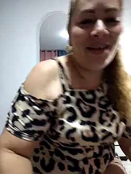 Snapshot of SluttyMilf79 chatting on March 22, 2026, 3:32 am SluttyMilf79 online show from March 22, 2026, 3:32 am