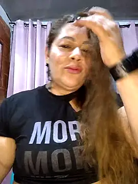 Snapshot of SluttyMilf79 chatting on February 9, 2026, 9:51 am SluttyMilf79 online show from February 9, 2026, 9:51 am