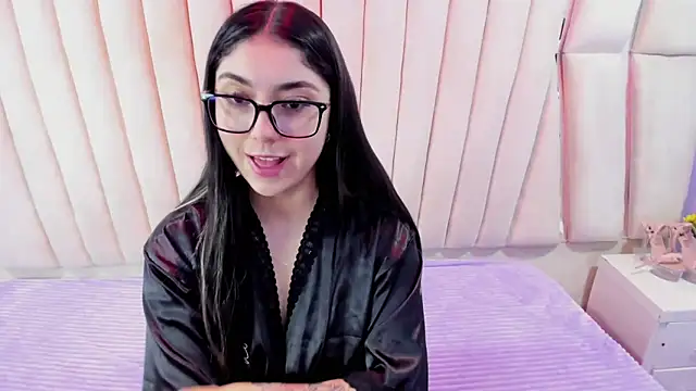 Lucy Anall  online show from March 12, 2026, 10:03 pm