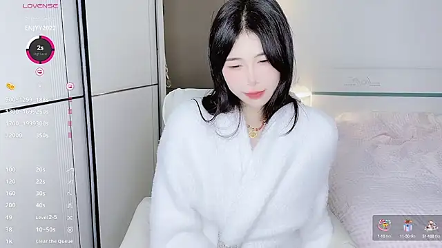 White-Star online show from February 4, 2025, 11:16 pm