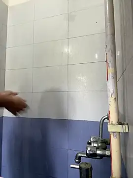 Rahulroy96 online show from January 18, 2026, 3:54 am