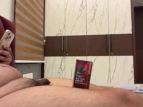 Rahulroy96 online show from April 23, 2026, 7:48 pm