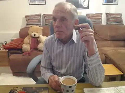 Ferret7777 online show from May 5, 2026, 9:07 pm