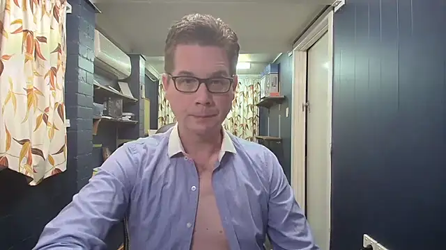 Snapshot of tilobinder chatting on October 31, 2025, 1:52 pm tilobinder online show from October 31, 2025, 1:52 pm