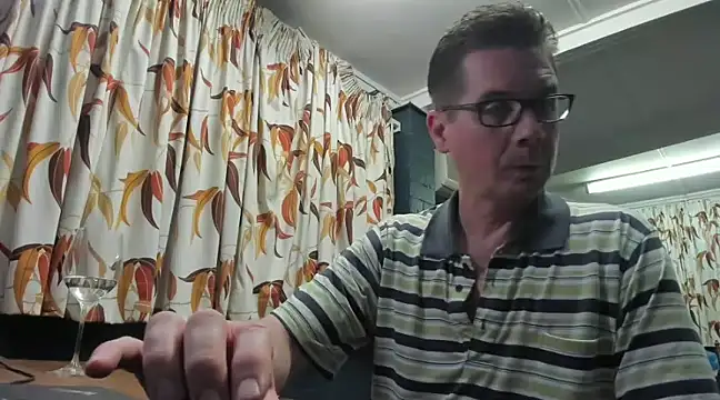 Snapshot of tilobinder chatting on January 1, 2025, 2:42 pm tilobinder online show from January 1, 2025, 2:42 pm