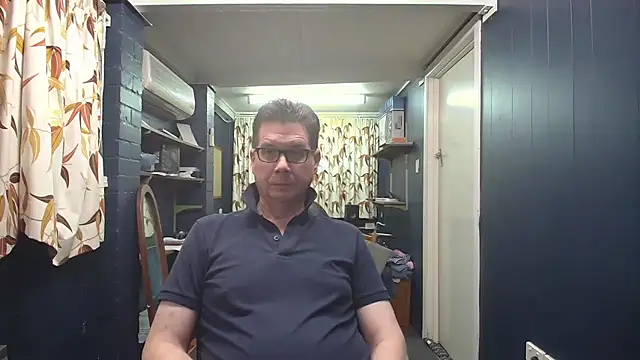 Snapshot of tilobinder chatting on October 10, 2025, 1:56 pm tilobinder online show from October 10, 2025, 1:56 pm