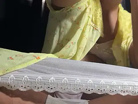 Snapshot of AssDolly chatting on September 11, 2025, 9:31 am AssDolly online show from September 11, 2025, 9:31 am