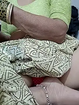 Hot Falguni online show from September 13, 2025, 7:41 am