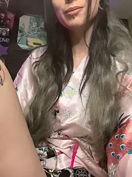 MissMidnightUK online show from March 8, 2026, 12:27 am