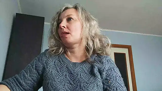 EdithManning online show from April 23, 2026, 1:02 pm