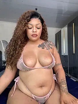 Naughty-Mel online show from October 26, 2025, 6:36 am