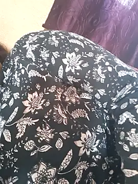 Snapshot of Hot-Anuska chatting on February 26, 2026, 9:53 am Hot-Anuska online show from February 26, 2026, 9:53 am