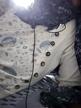 Hot-Anuska online show from September 9, 2025, 8:24 am