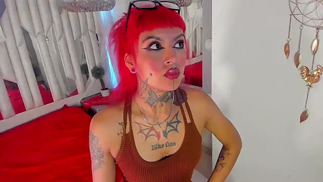 Snapshot of LianSux chatting on January 5, 2025, 3:13 pm LianSux online show from January 5, 2025, 3:13 pm