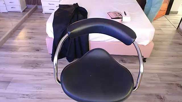 Sam mansson66 online show from October 8, 2025, 2:18 pm