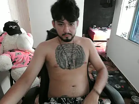 SeduxionDuo online show from October 30, 2025, 7:00 pm