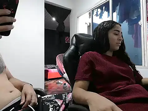 SeduxionDuo online show from October 24, 2025, 5:34 pm