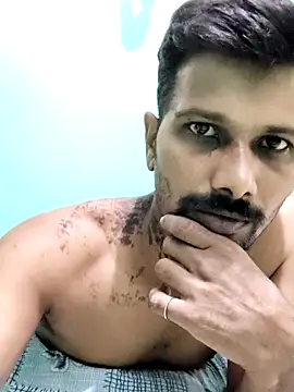 Snapshot of Tamildickxxx chatting on December 16, 2024, 3:30 am Tamildickxxx online show from December 16, 2024, 3:30 am