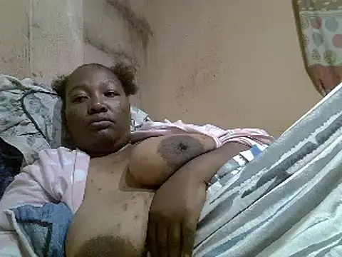 Snapshot of chubbydoll122 chatting on February 3, 2026, 2:53 am chubbydoll122 online show from February 3, 2026, 2:53 am