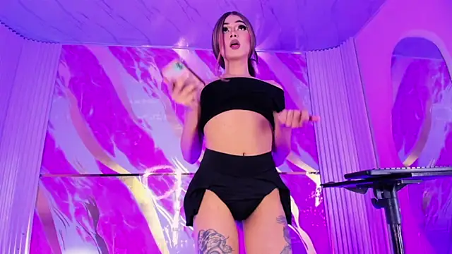 The Babylon of girls online show from March 15, 2026, 2:46 pm