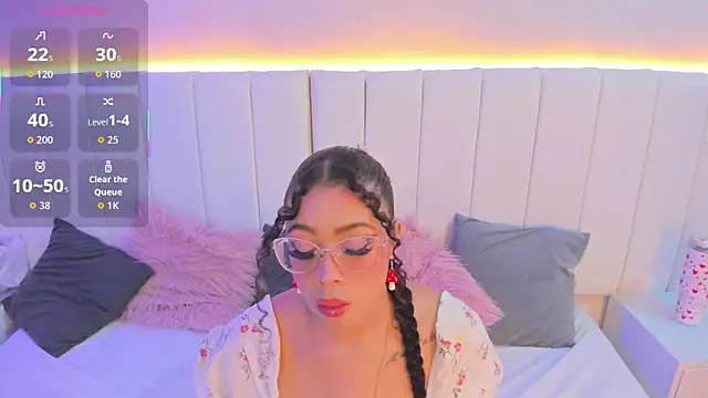 antonelllepiercee online show from March 24, 2026, 10:59 am