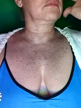 Kasandra Ho online show from November 26, 2025, 1:49 am