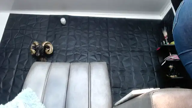 Hanna Fox 69 online show from April 30, 2026, 11:28 am