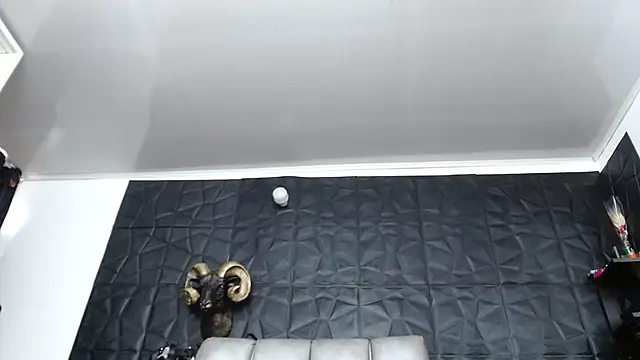 Hanna Fox 69 online show from April 24, 2026, 12:29 pm