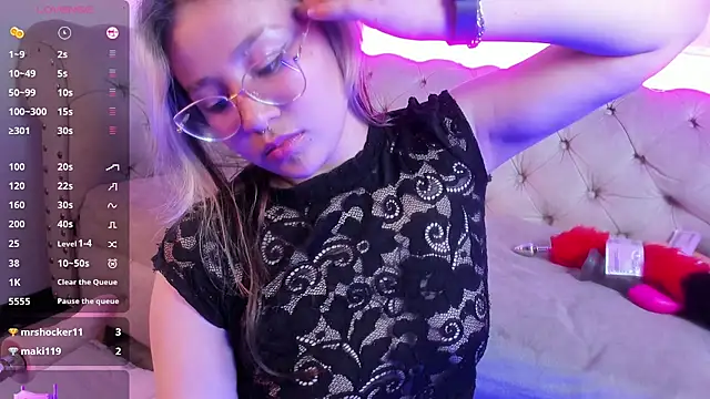 Aliiceyong online show from February 22, 2025, 6:28 am