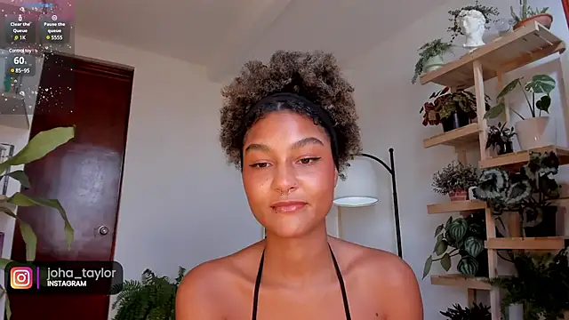 Snapshot of Johaphyton chatting on December 5, 2024, 6:17 pm Johaphyton online show from December 5, 2024, 6:17 pm