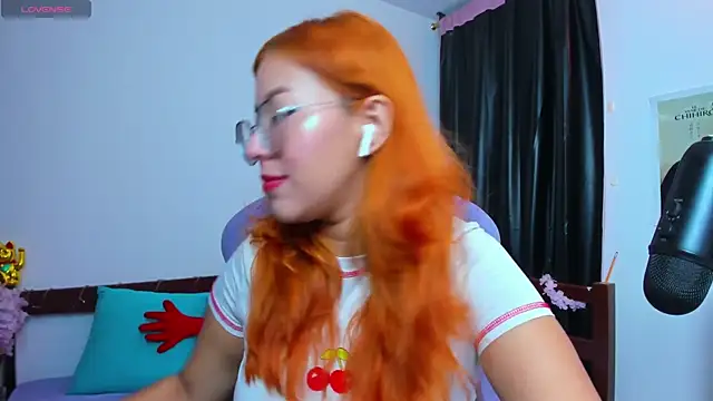 Snapshot of _Moon_Johnson chatting on February 22, 2026, 11:39 pm Moon Johnson online show from February 22, 2026, 11:39 pm