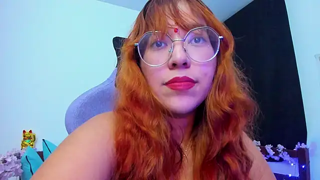 Snapshot of _Moon_Johnson chatting on November 9, 2025, 4:49 am Moon Johnson online show from November 9, 2025, 4:49 am