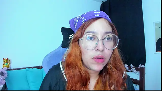 Snapshot of _Moon_Johnson chatting on November 5, 2025, 1:09 am Moon Johnson online show from November 5, 2025, 1:09 am